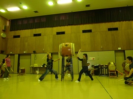 最後に大太鼓うち.JPG